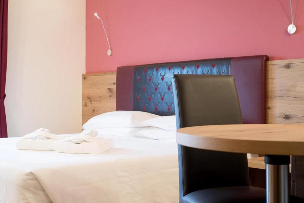 Hotel Crepei Поцца-ди-Фасса Экстерьер фото